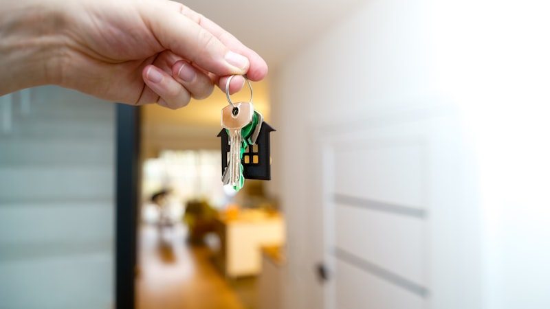 Schlüsselübergabe bei Wohnungsübergabe – technische Verwaltung durch die Hausverwaltung