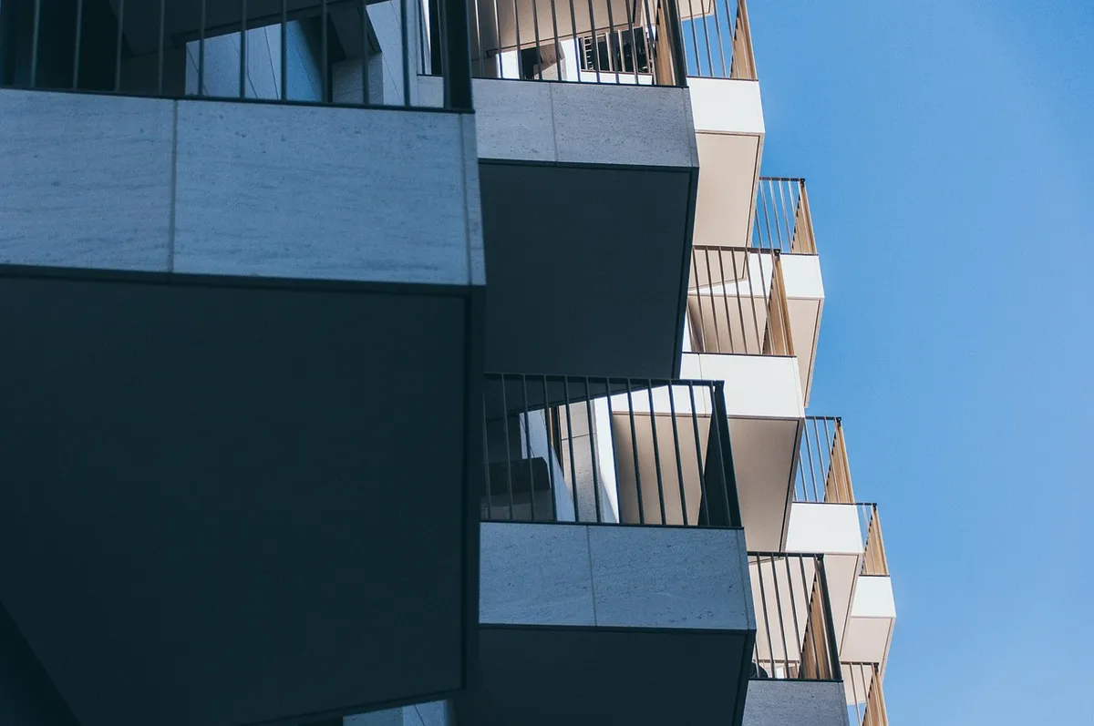 Hausverwaltung finden: Worauf Eigentümer 2026 achten müssen